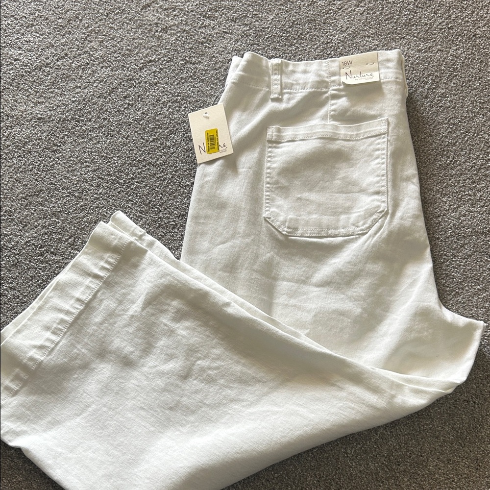 Nurture by Lamaze White Pants Wide Leg Cropped